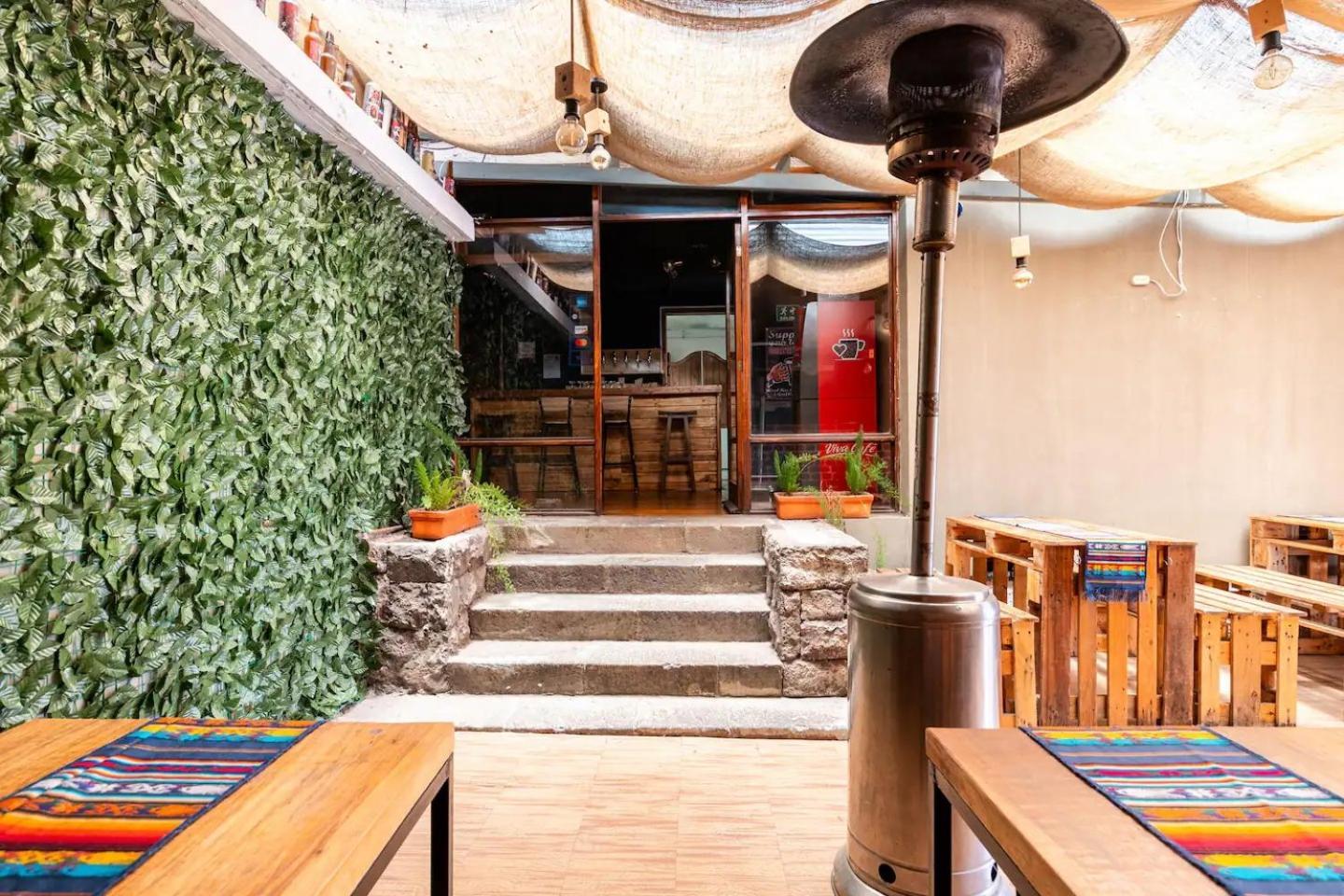Blue House La Floresta كويتو المظهر الخارجي الصورة