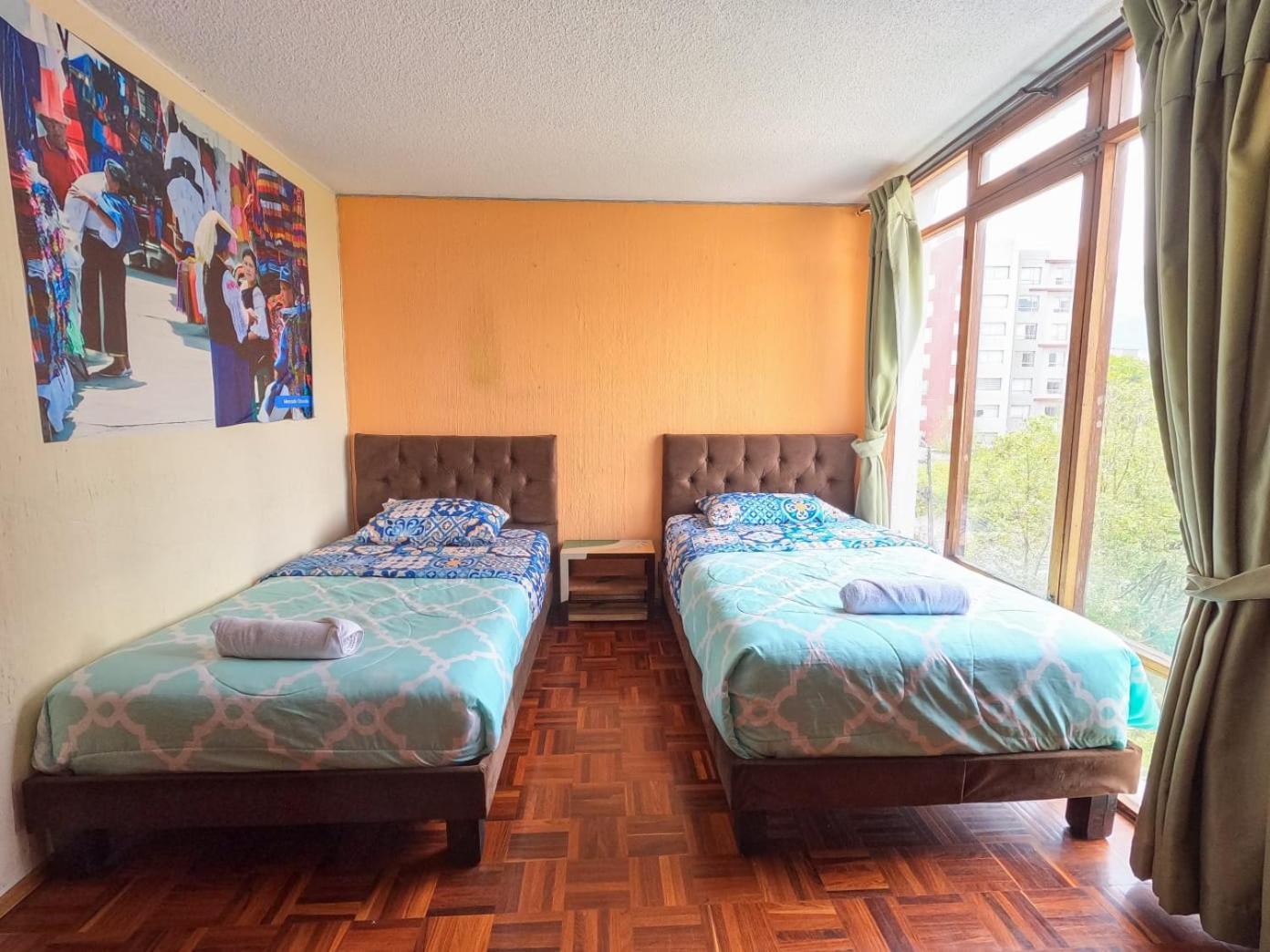 Blue House La Floresta كويتو المظهر الخارجي الصورة