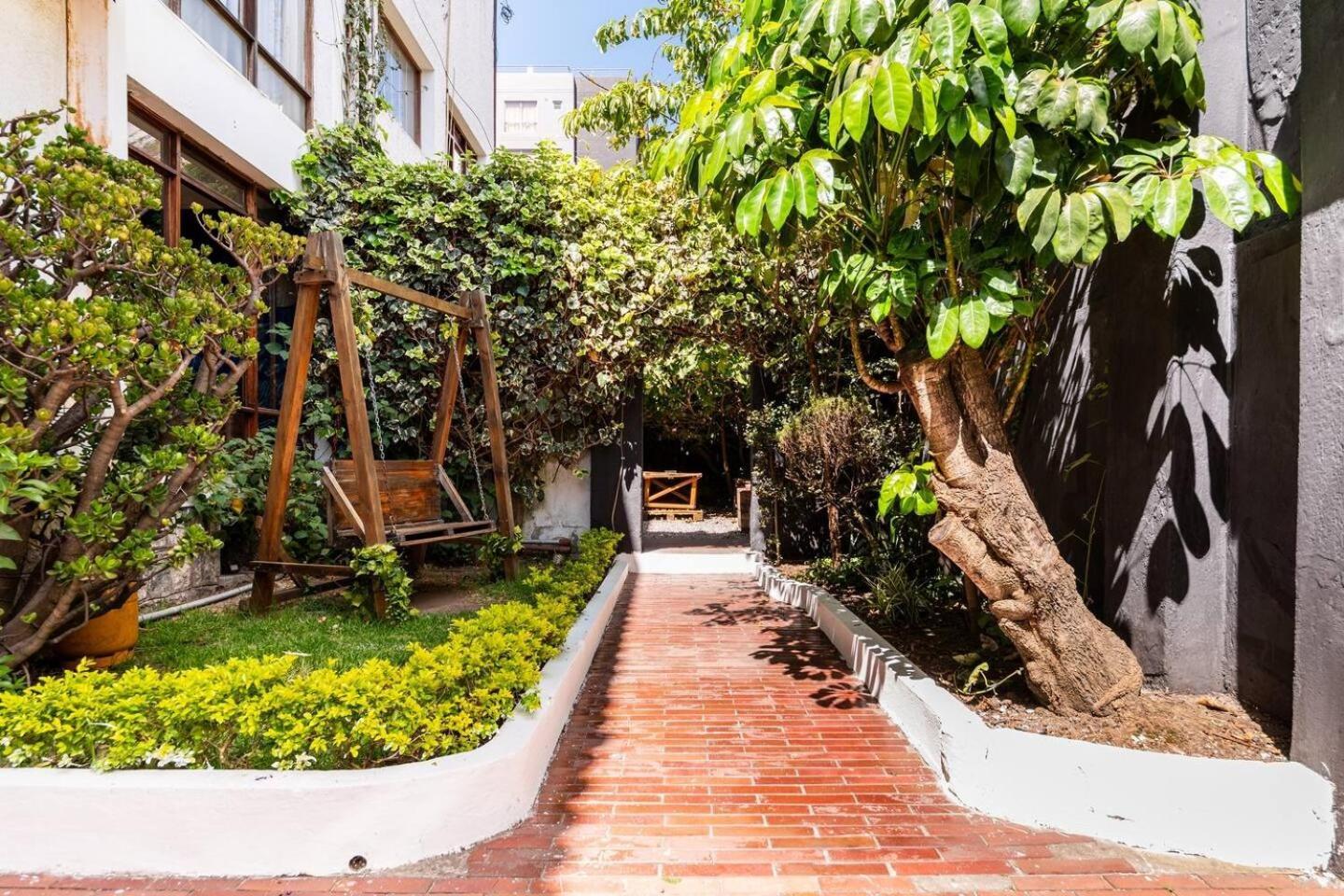 Blue House La Floresta كويتو المظهر الخارجي الصورة